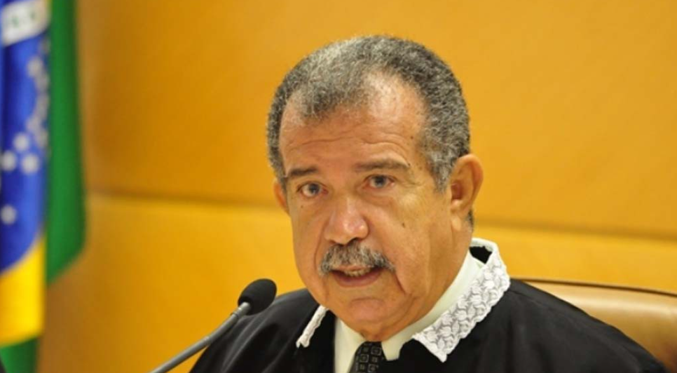 Ex-conselheiro do Tribunal de Contas de Sergipe Reinaldo Moura morre em Aracaju