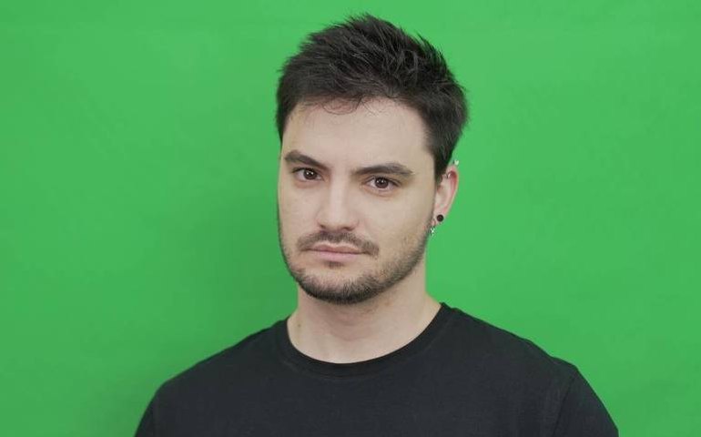 Felipe Neto revela destino do cavalo caramelo resgatado no RS: famosos ficam fora da lista de adoção