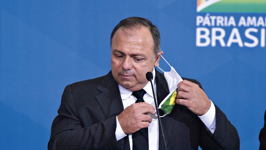 Pazuelo mente à Nação e ao STF sobre a imunização no Brasil