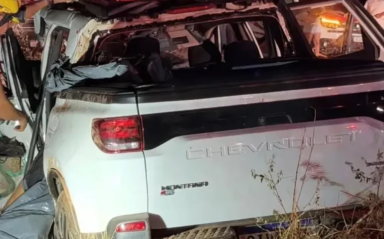 Acidente na AL-220 deixa seis mortos e três feridos no Sertão de Alagoas