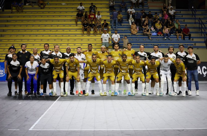 Taça Brasil de Futsal: Esporte Clube Traipu enfrenta Praia Clube (MT) pela semifinal do torneio, nesta sexta (20)