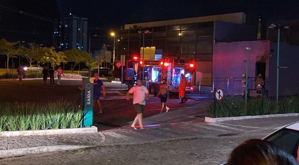 Princípio de incêndio atinge supermercado na zona Sul de Aracaju / Foto: Foto: Reprodução/Redes Sociais