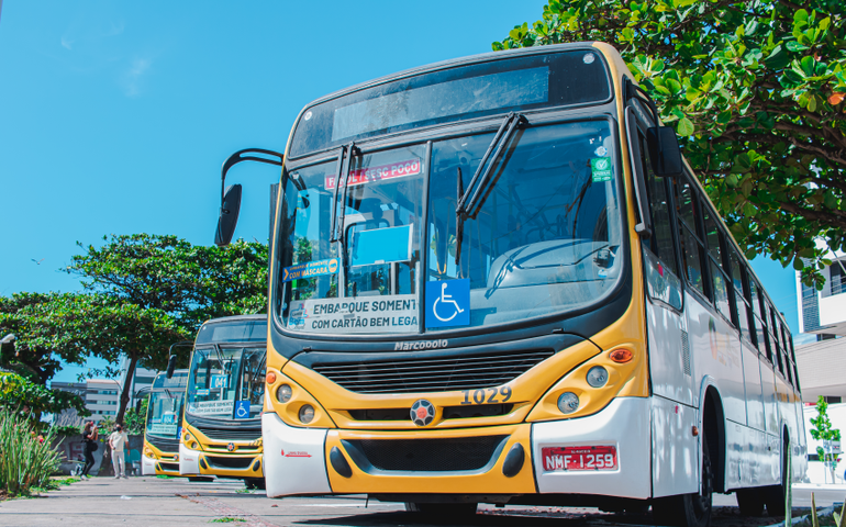 Esquema de ônibus terá mudança a partir das 12h desta sexta-feira (9)