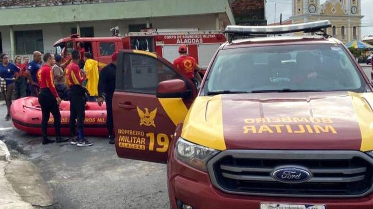 Bombeiros socorreram 198 pessoas desde o início das chuvas que acometeram Alagoas