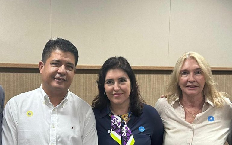 Ministra Simone Tebet e secretária Kátia Born debatem sobre prioridades do governo