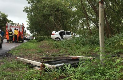 Acidentes deixam dois mortos e três feridos; uma das vítimas era taxista