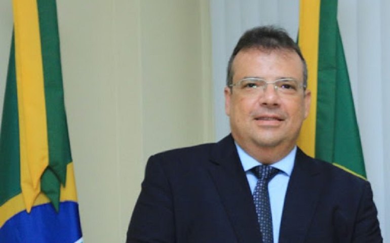 Juiz dá cinco dias para Bolsonaro se manifestar em processo sobre fraude nas eleições