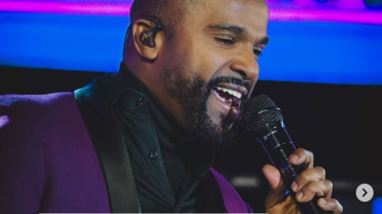 Alexandre Pires é o único brasileiro em lista da Billboard com os 100 maiores artistas latinos do século 21; veja ranking