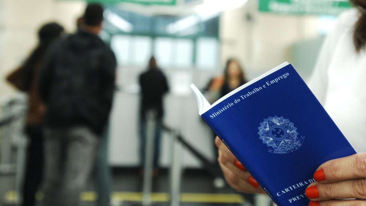 Secom muda tom e adota mote “proteger vidas e empregos”
