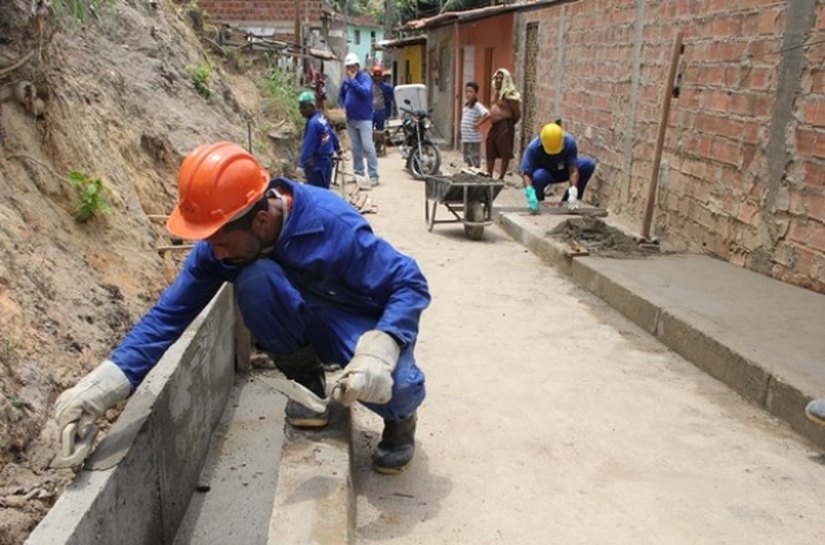 Estado gera mais de 400 empregos diretos em obras de mobilidade