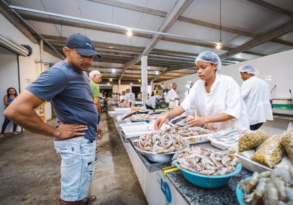 Mercados e feiras funcionam normalmente no feriado de Nossa Senhora Aparecida