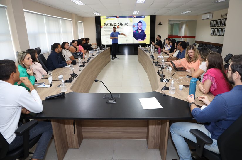 Escola Superior do Ministério Público oferta minicurso de Libras a membros e servidores