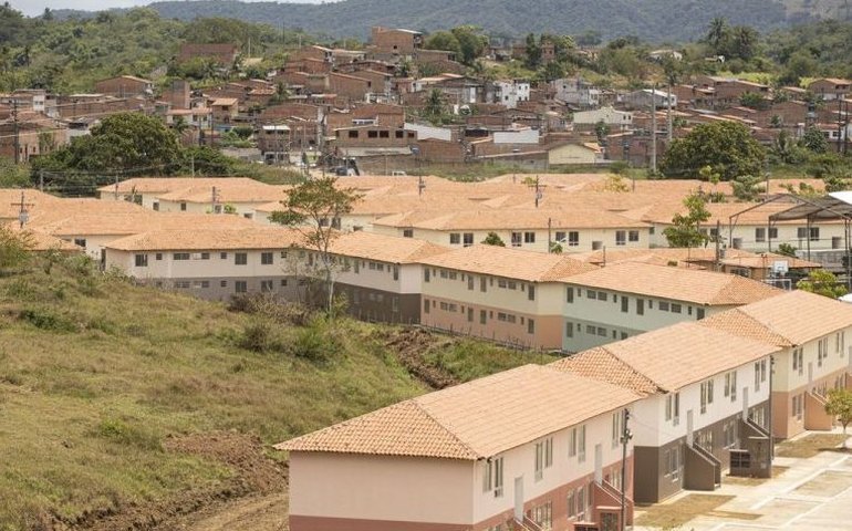 Comissão debate alternativas para a solução do déficit habitacional do País