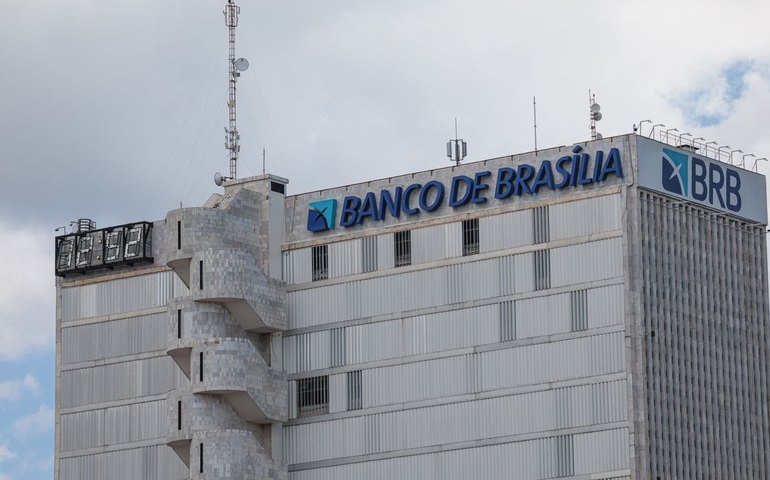 Técnicos da Câmara Legislativa recomendam rejeitar projeto sobre BRB