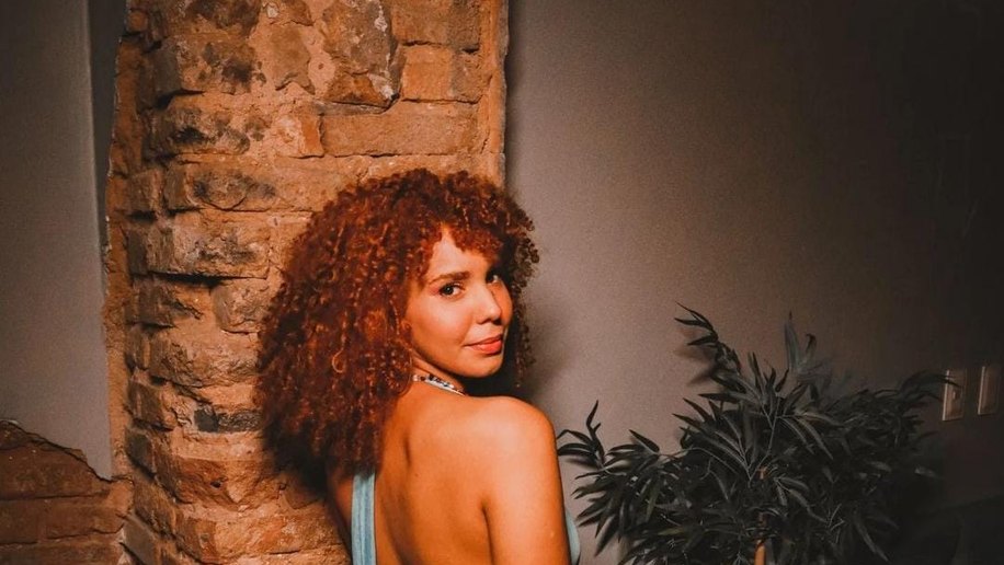 Lavy Menezes canta Marisa Monte em especial no Som do Beco, Jaraguá