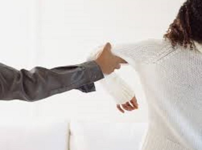 SMS orienta mulheres como proceder em caso de agressão