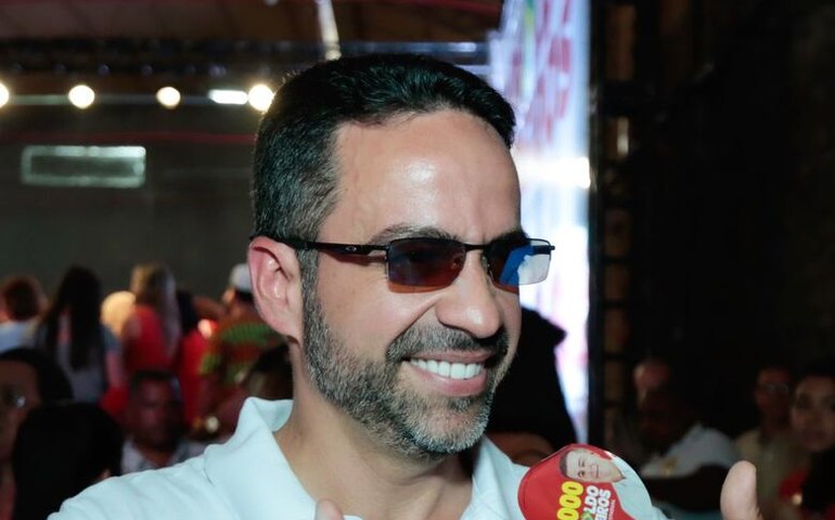 Paulo Dantas promete continuar cuidando das pessoas mais humildes