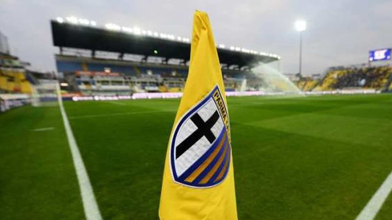 Parma realiza corte de salarial de um mês do elenco e da comissão técnica