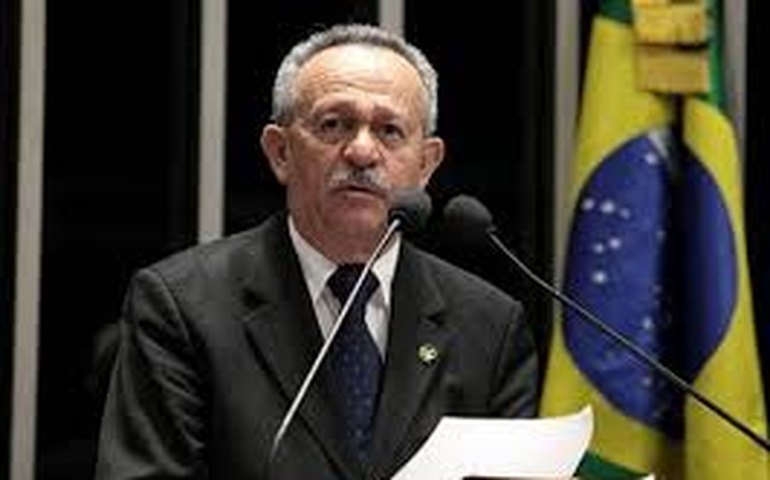 Benedito de Lira deve ser candidato de Teotonio ao governo