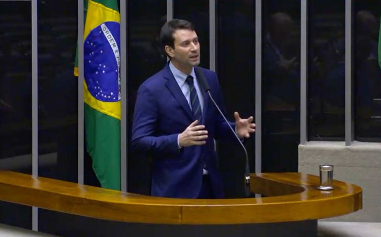 Reforma 'precisa ter a contribuição de todos os setores da sociedade', afirma deputado Daniel Barbosa