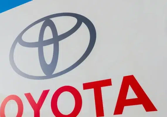 Toyota Yaris Cross híbrido chega ao Brasil em julho com promessa de 30 km/l