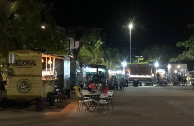 Após mudança de local, comerciantes do Food Park Pajuçara aumentam vendas