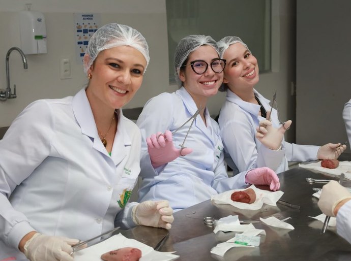 Curso de Medicina do Cesmac promove terceira edição do Hands On