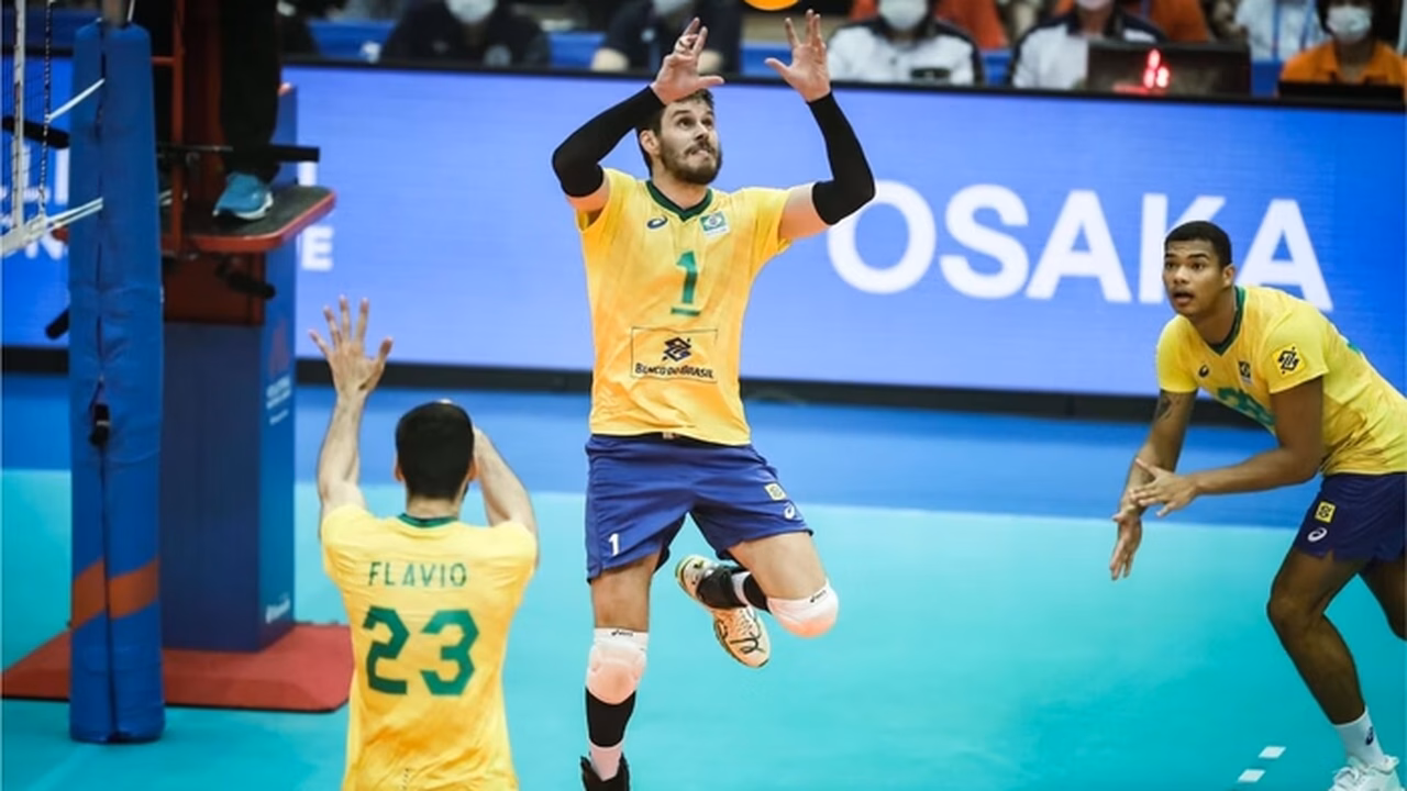 Levantador Bruninho agora é entrevistador e viajará o mundo para falar com jogadores de vôlei