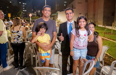 JHC entrega espaço de convívio social a moradores do Jardim Vaticano