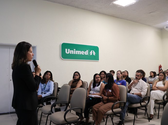 Unimed Maceió alinha objetivos com rede credenciada para qualificação de atendimentos a pacientes neurodivergentes