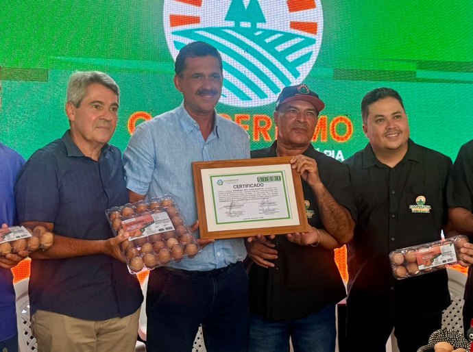 Conagreste fortalece a agricultura familiar e amplia mercados com entrega do 1º SISBI no Agreste