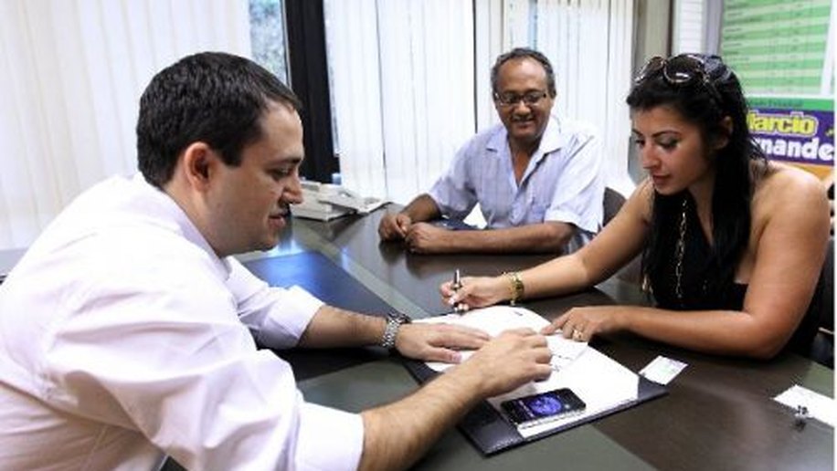 Ex-BBB Priscila Pires se filia a partido e quer virar vereadora