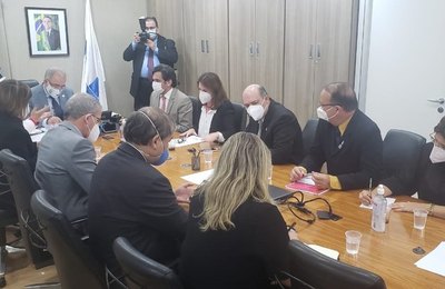 Ministro da Saúde vai enviar equipe para conhecer estrutura física do Hospital Universitário da Ufal