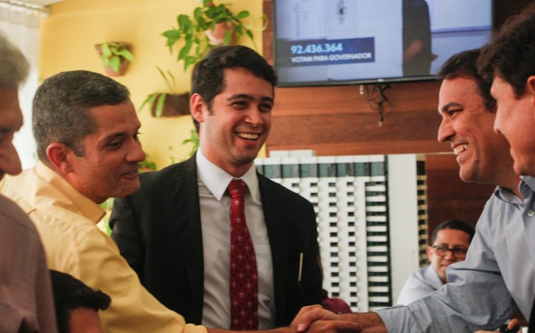 Candidato da Chapa 2 é recepcionado por mais de 50 advogados em Santana de Ipanema e Delmiro Gouveia
