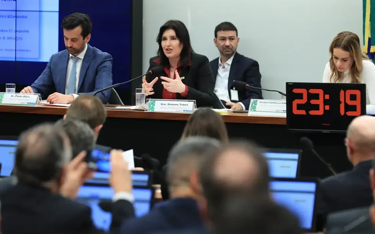 Zerar o déficit é um compromisso do governo, reitera Dario Durigan