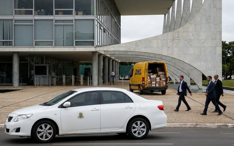 Correios enviam ao Tesouro proposta de empréstimo de R$ 12 bilhões