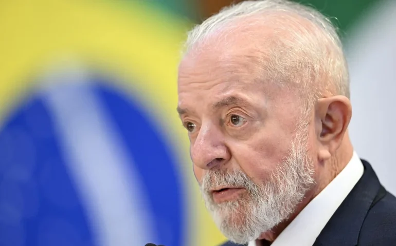 Lula defende diálogo com os EUA sobre as tarifas