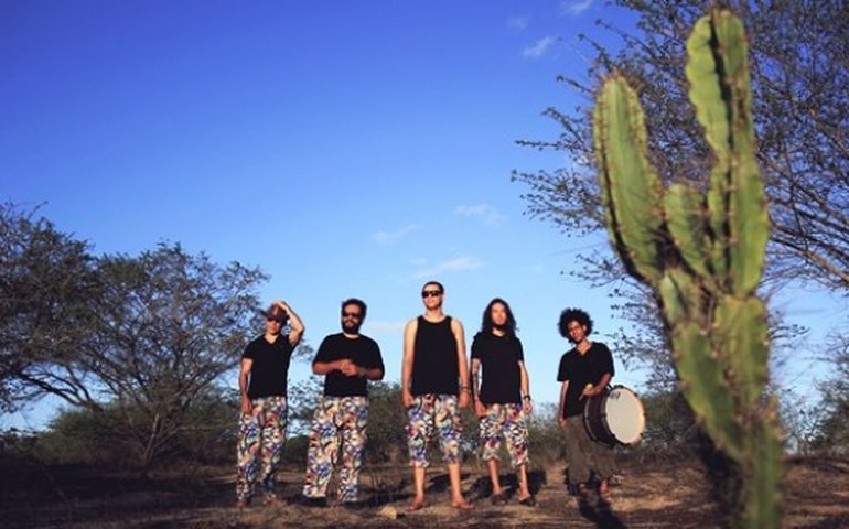 Quiçaça leva música de Arapiraca para o Teatro Deodoro é o Maior Barato
