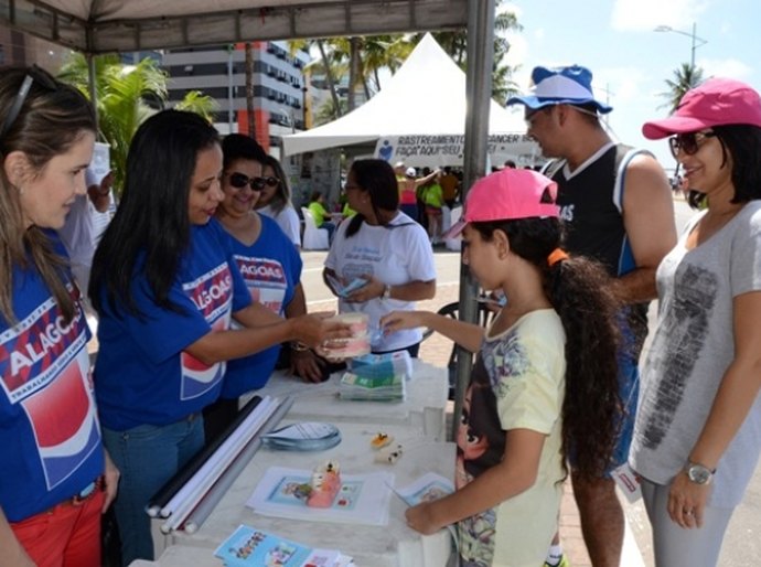 Secretaia de Saúde promove ações para prevenção de doenças bucais