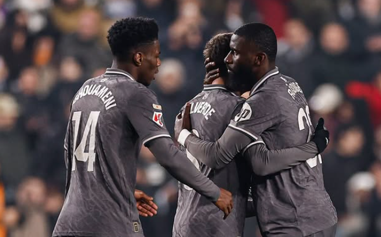 Real Madrid se revolta com arbitragem após tropeço no Espanhol: 'Liga imunda'