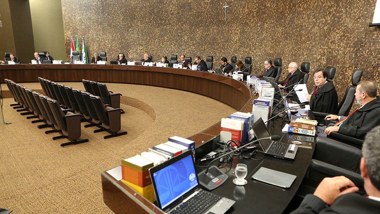 Pleno nega revisão criminal e acusado de matar modelo vai a júri