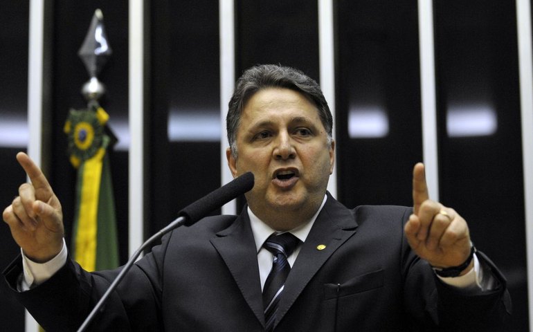 STJ mantém candidatura de Anthony Garotinho a vereador no Rio