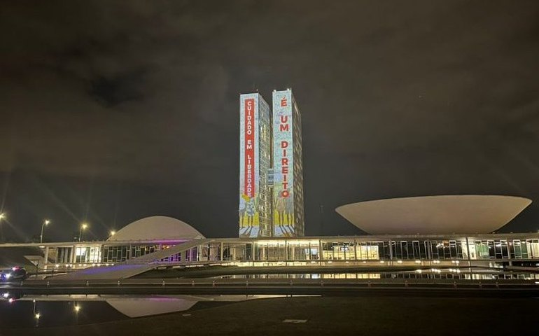 Partidos do Centrão garantem aprovação de urgência da anistia