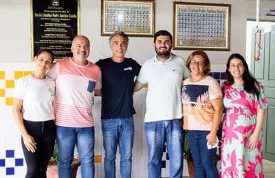 Rafael Brito celebra premiação de escola alagoana e reforça compromisso com políticas de combate à evasão escolar