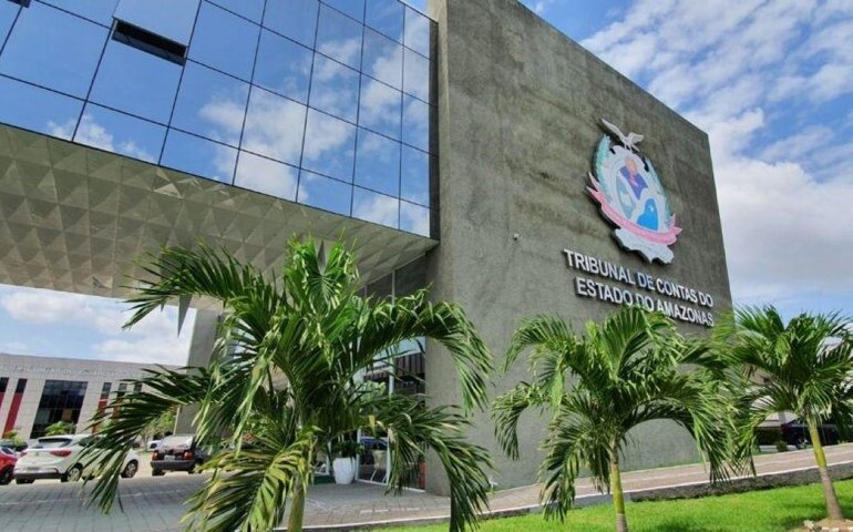 Conselheiro acusado de chamar presidente do TCE-AM de 'vadia' é corregedor do órgão: 'Sou a única mulher no tribunal'