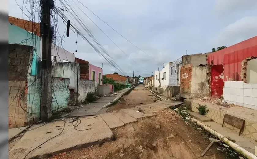 Deslocamento de Solo em Maceió: Defesa Civil Reduz Nível de Alerta na Área da Mina da Braskem