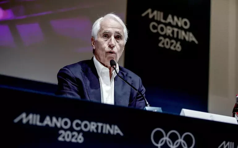 Malagò ganha apoio de jogadores e técnicos para assumir futebol italiano