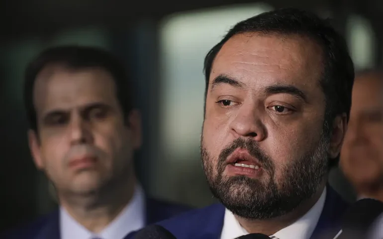 Ministra do TSE vota pela cassação do governador Cláudio Castro