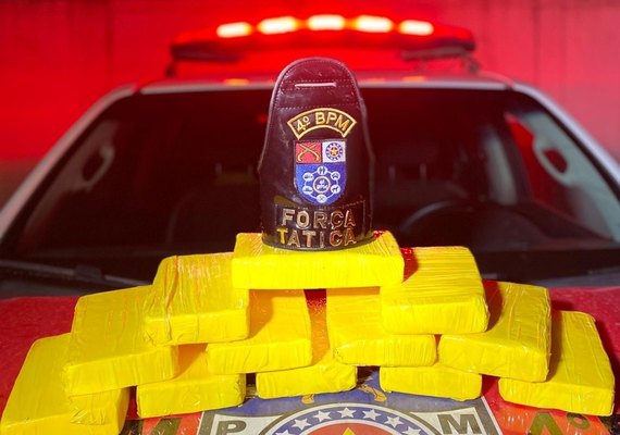 Polícia Militar apreende 12 quilos de pasta base de cocaína em Fernão Velho