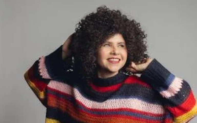 Roberta Campos traz encontro histórico da MPB em novo álbum 'Coisas de Viver a Dois'